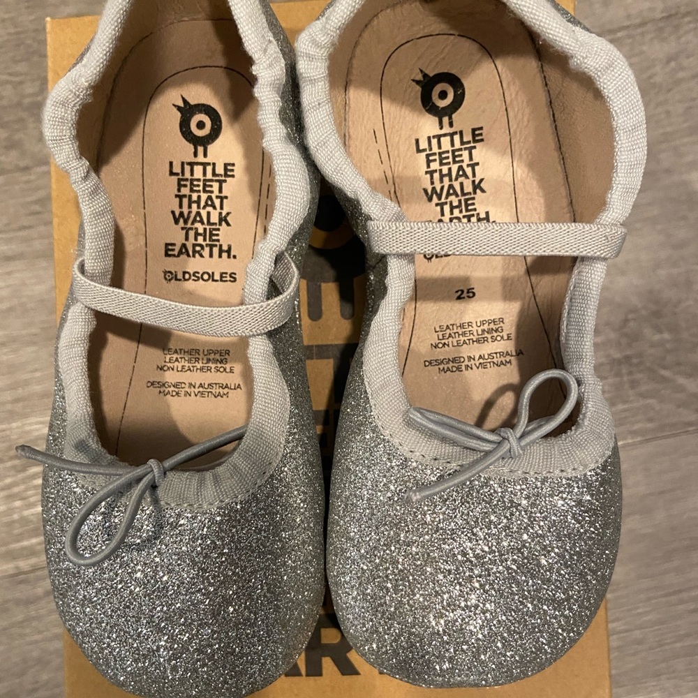 Old Soles Girls Glitter Ballet Flat - NIB size 9